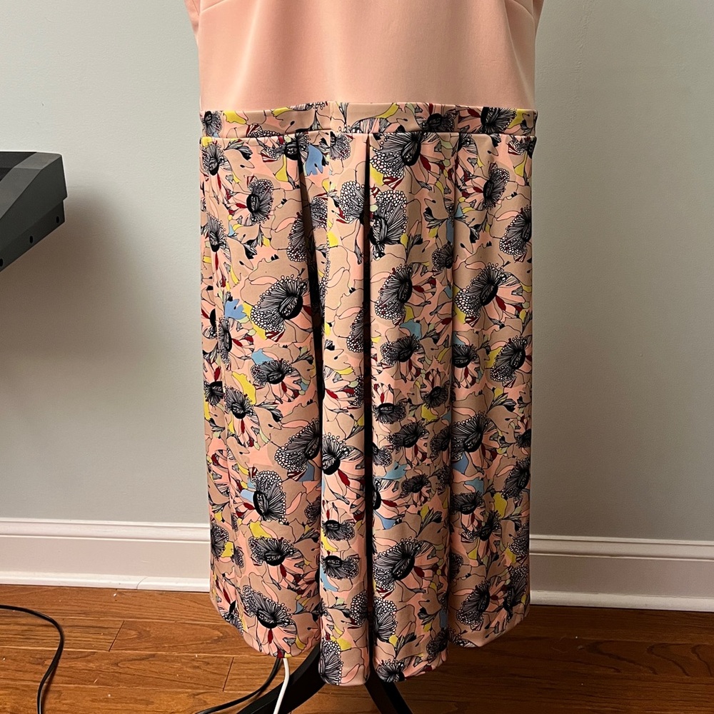 Eloquii Pink and Floral Dress - Picture 2 of 16